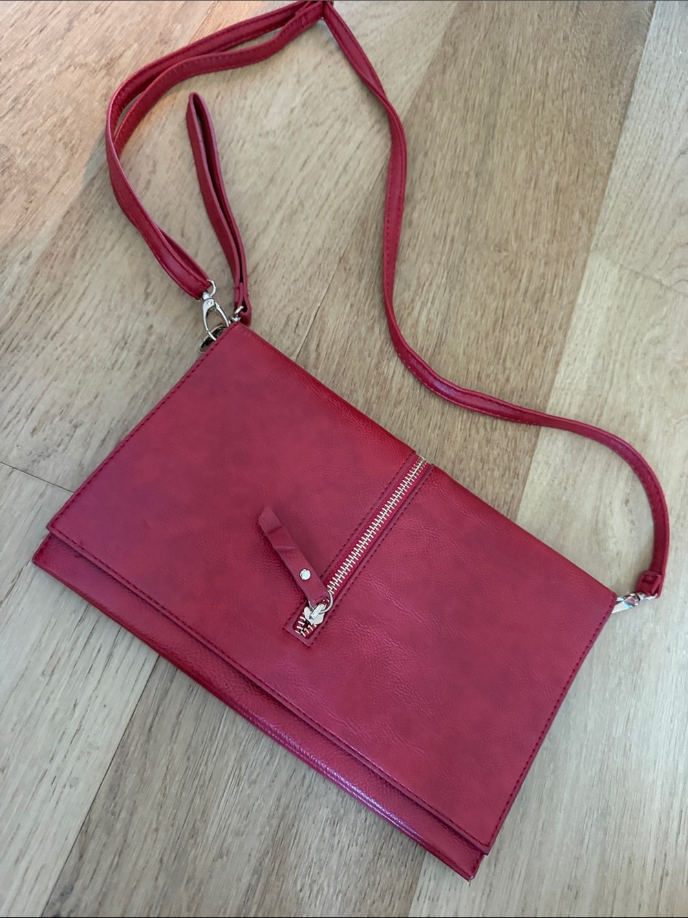 Red Crossbody Clutch Bag - Stylish Everyday Women’s Shoulder Purse
